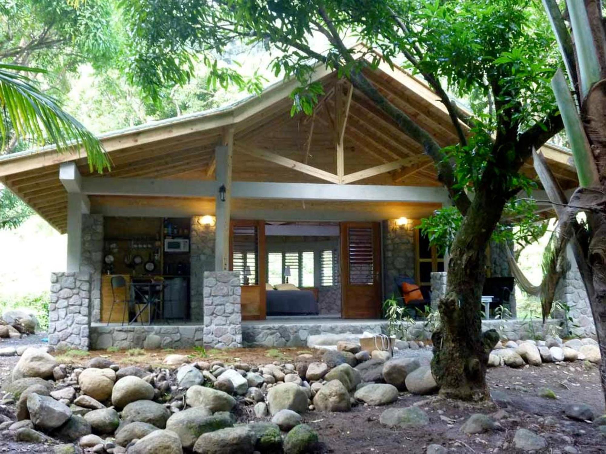 Citrus Creek Plantation Villa La Plaine ภายนอก รูปภาพ