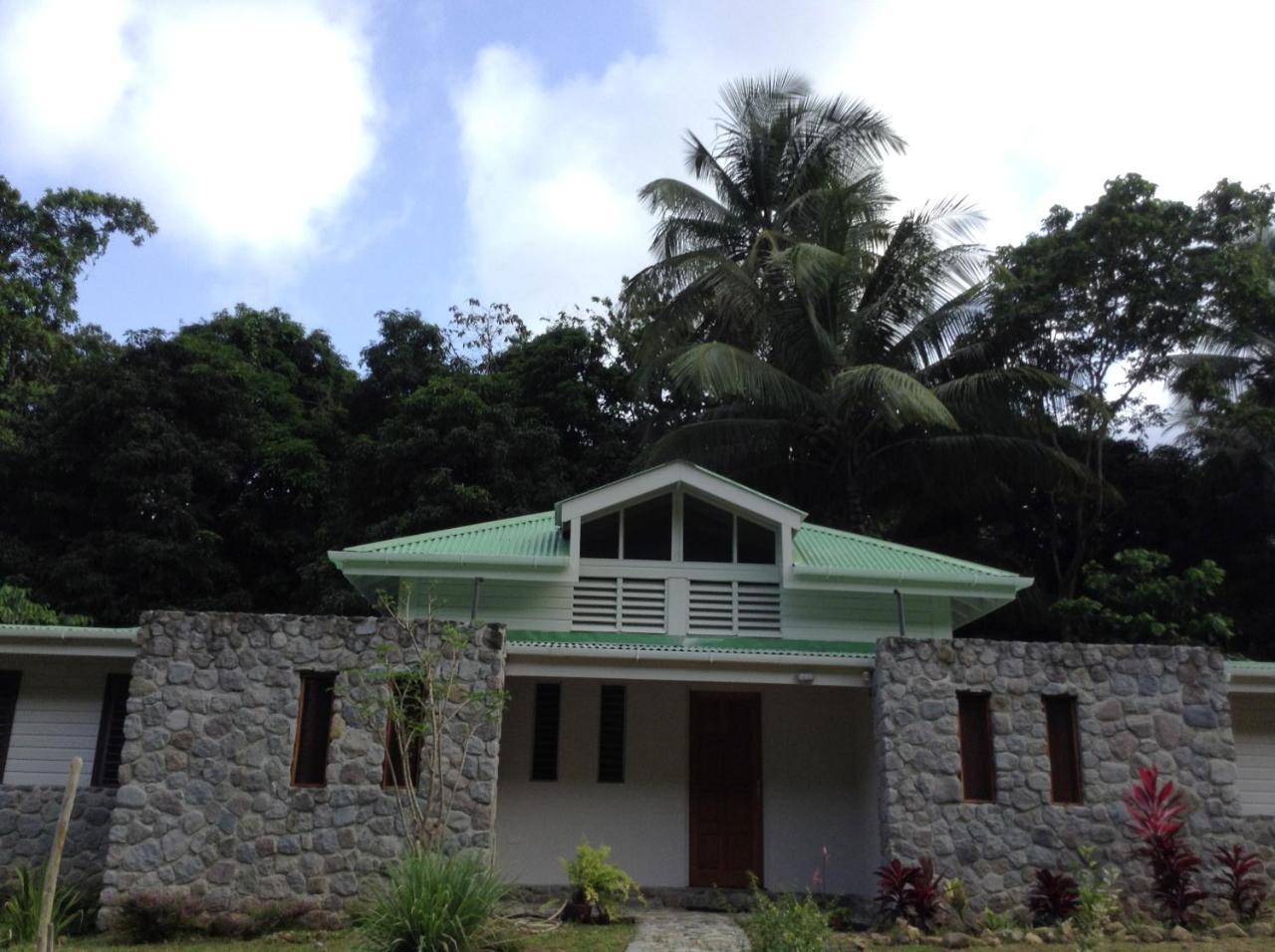 Citrus Creek Plantation Villa La Plaine ภายนอก รูปภาพ