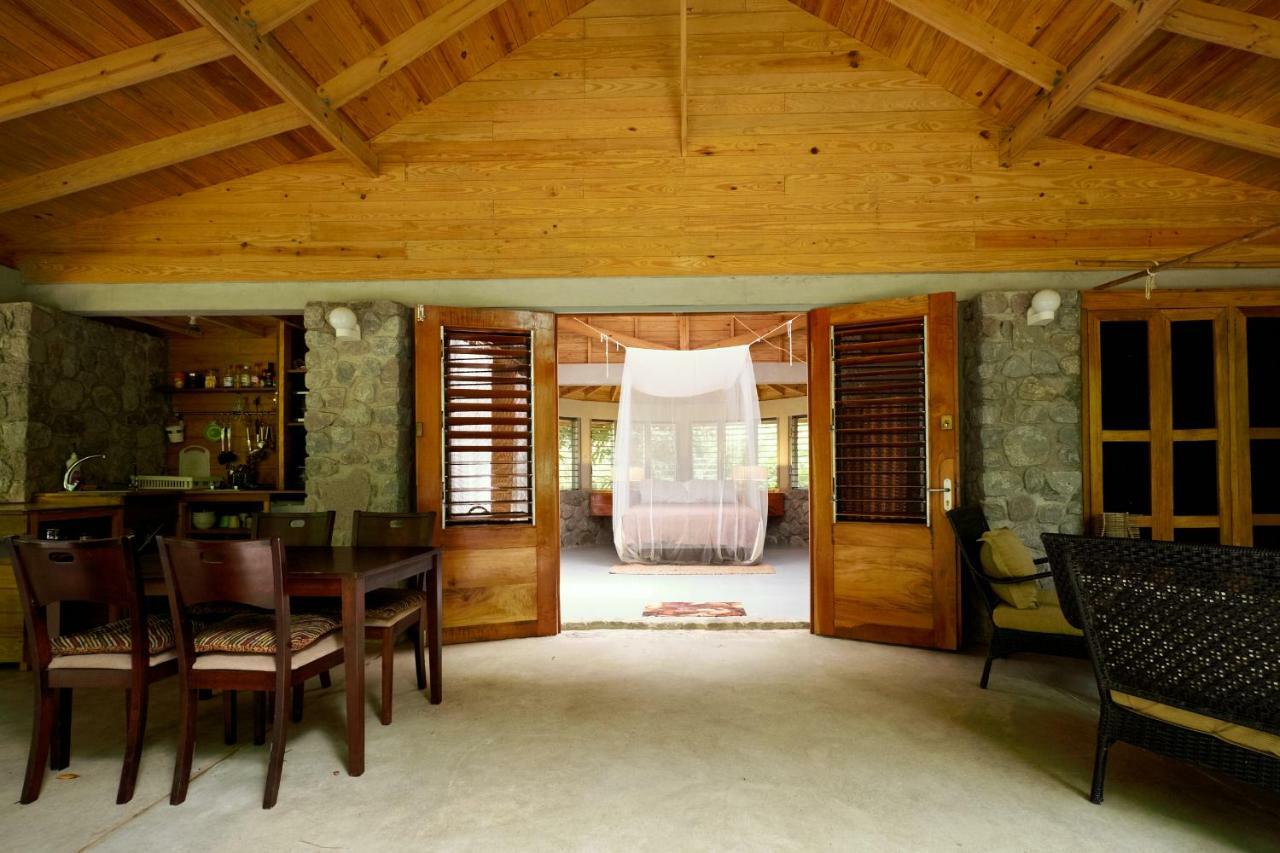 Citrus Creek Plantation Villa La Plaine ภายนอก รูปภาพ